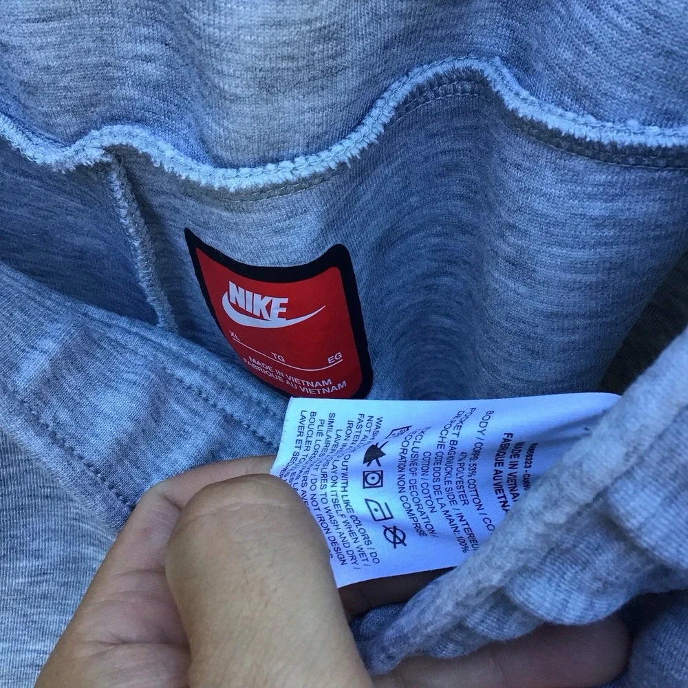 Nike Sportswear Tech Fleece Jogger Sweatpants Gray Boys XL 30x27 Zip Pocket